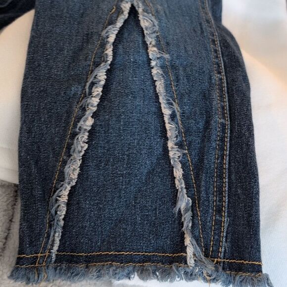 Children's Place Y2K floral embroidered denim overall‎ pants size 24 months - Picture 4 of 6